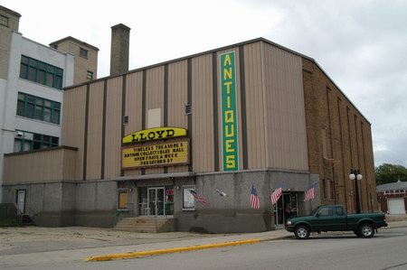 Lloyds Theatre - Recent Pic (newer photo)